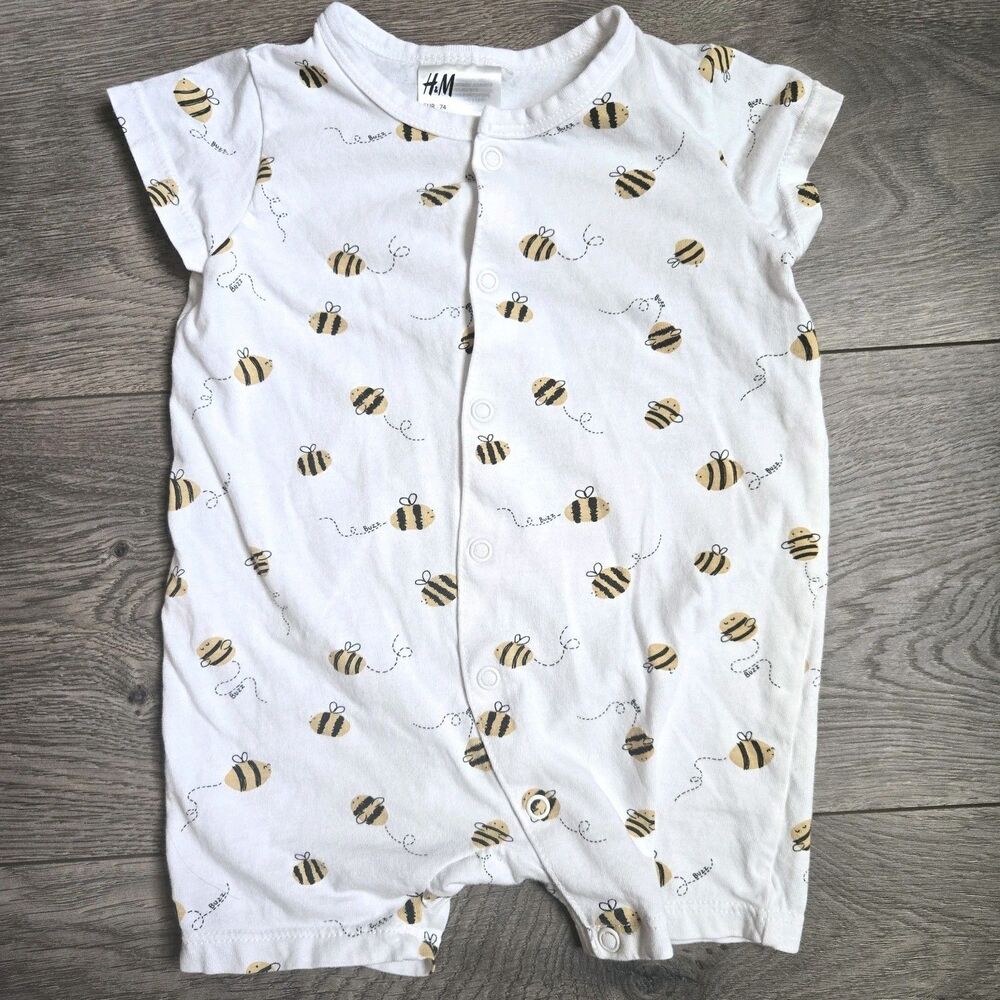 H&M Baby Bee Print Romper Short Sleeve White 100% Cotton 6-9 Months Snaps